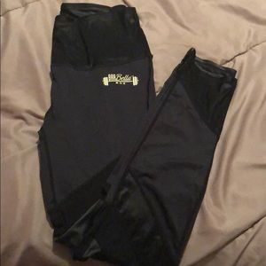Chestee leggings with padding